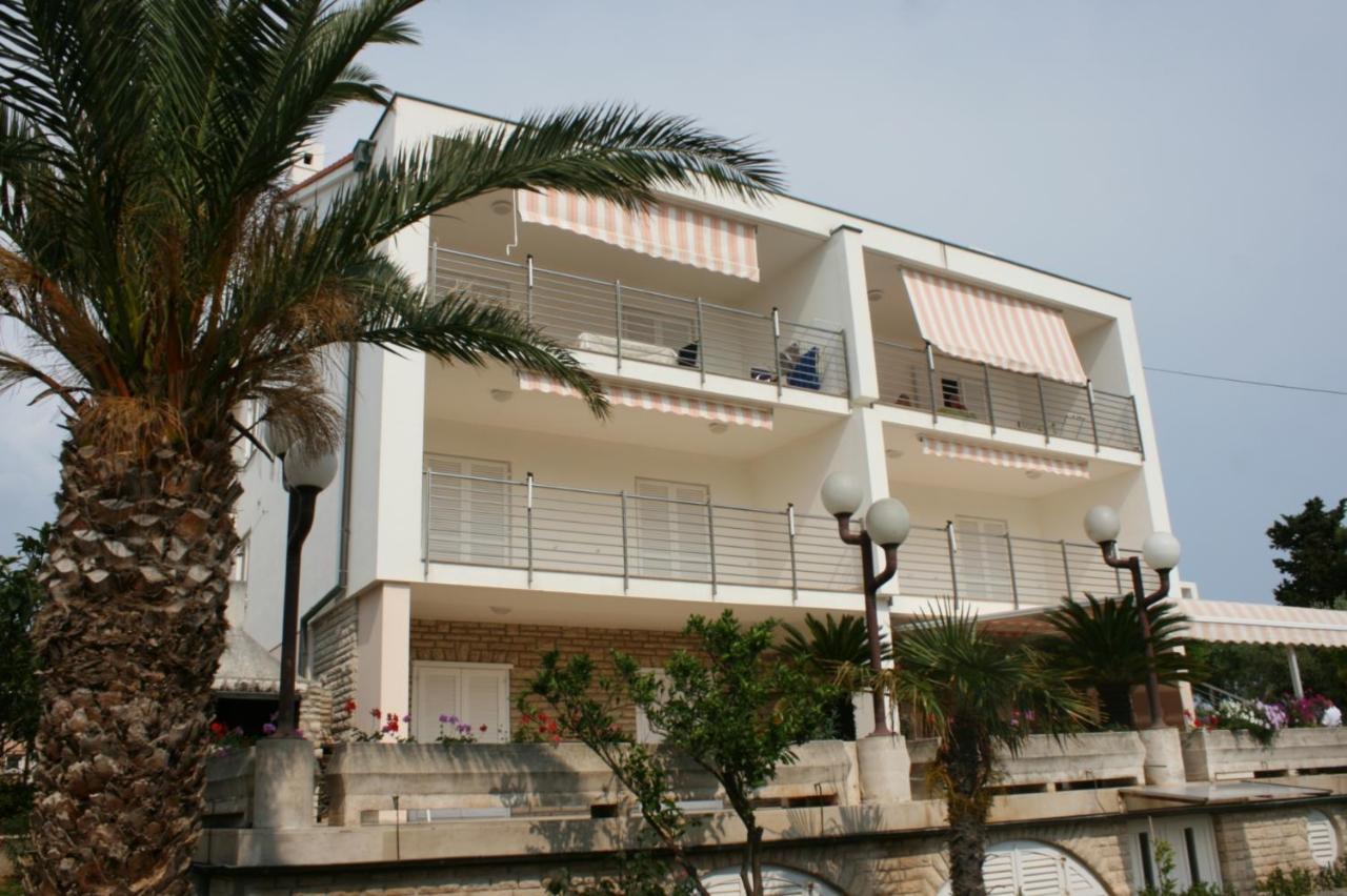Apartments With A Parking Space Novalja, Pag - 6398 Экстерьер фото